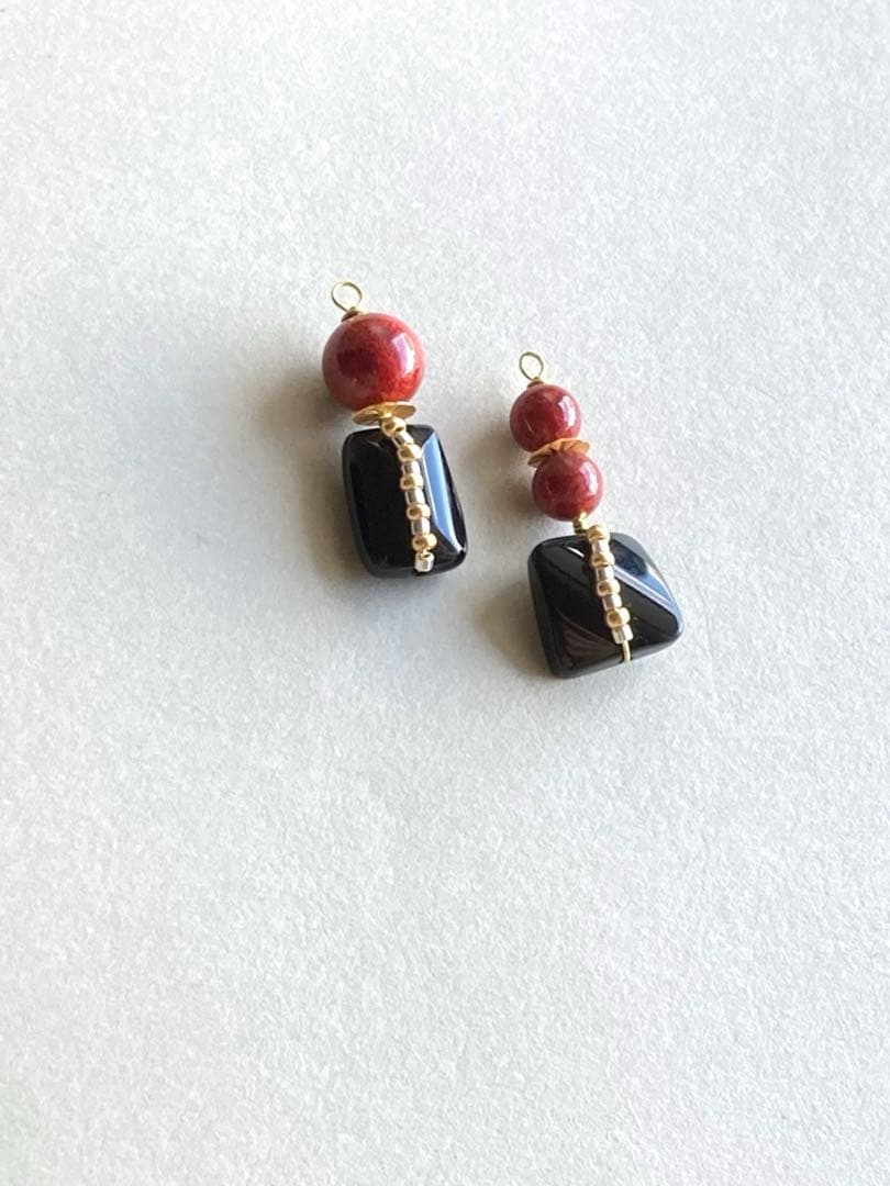 no.0279 宵闇のオニキスと赤珊瑚