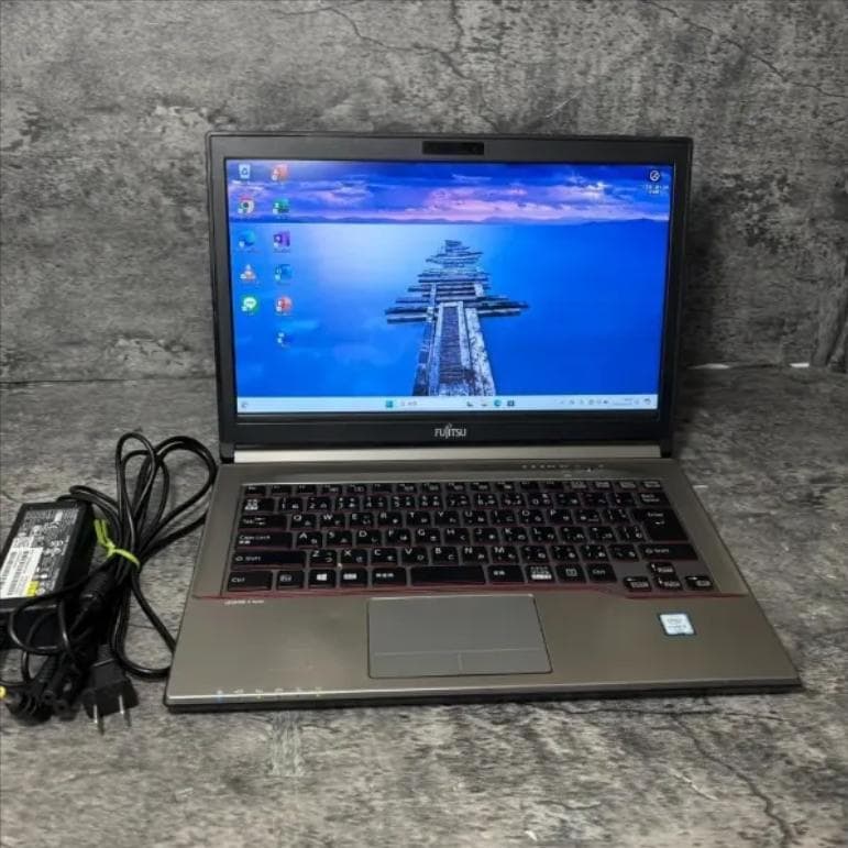 ★Windows11 最新オフィス2024 SSD　初期設定済すぐつかえます★富