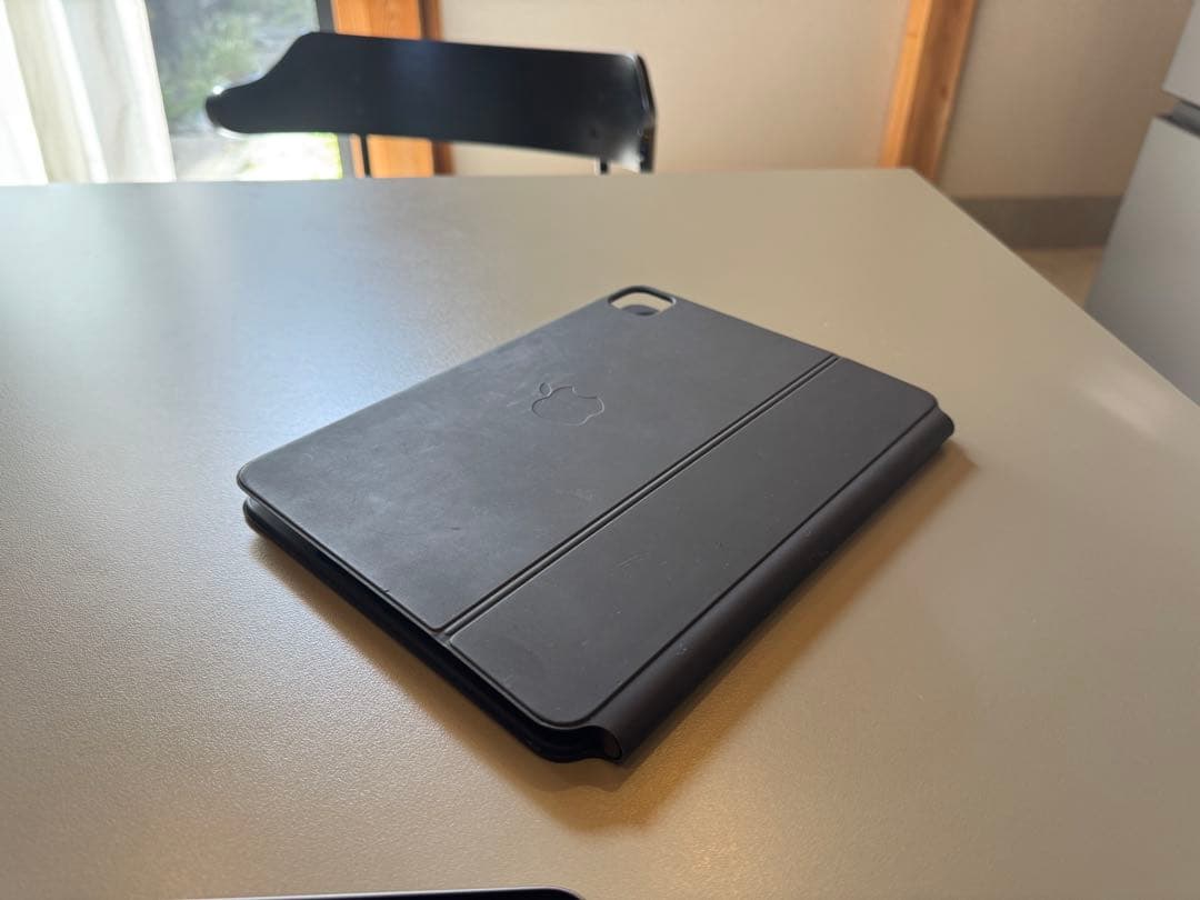 iPad Pro 11インチ 第２世代 128GB Magic Keyboard