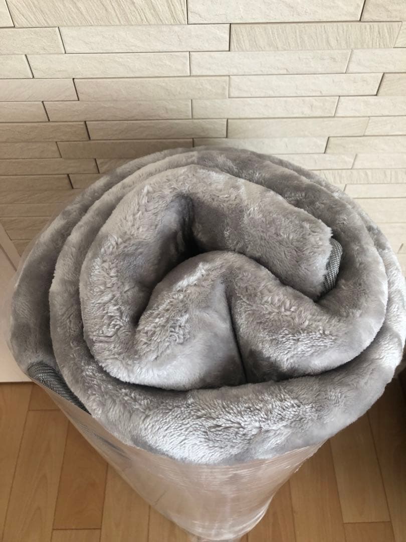 ラグ【グレー】西川　極圧フランネルラグ　180×230cm