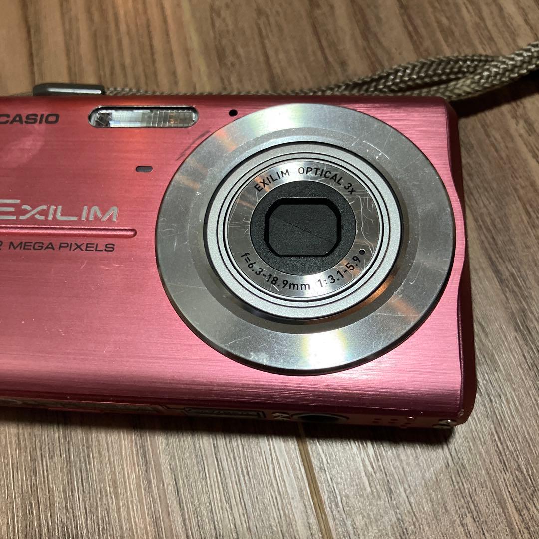 CASIO EXILIM EX-Z75 ピンク デジカメ　コンデジ　ジャンク品
