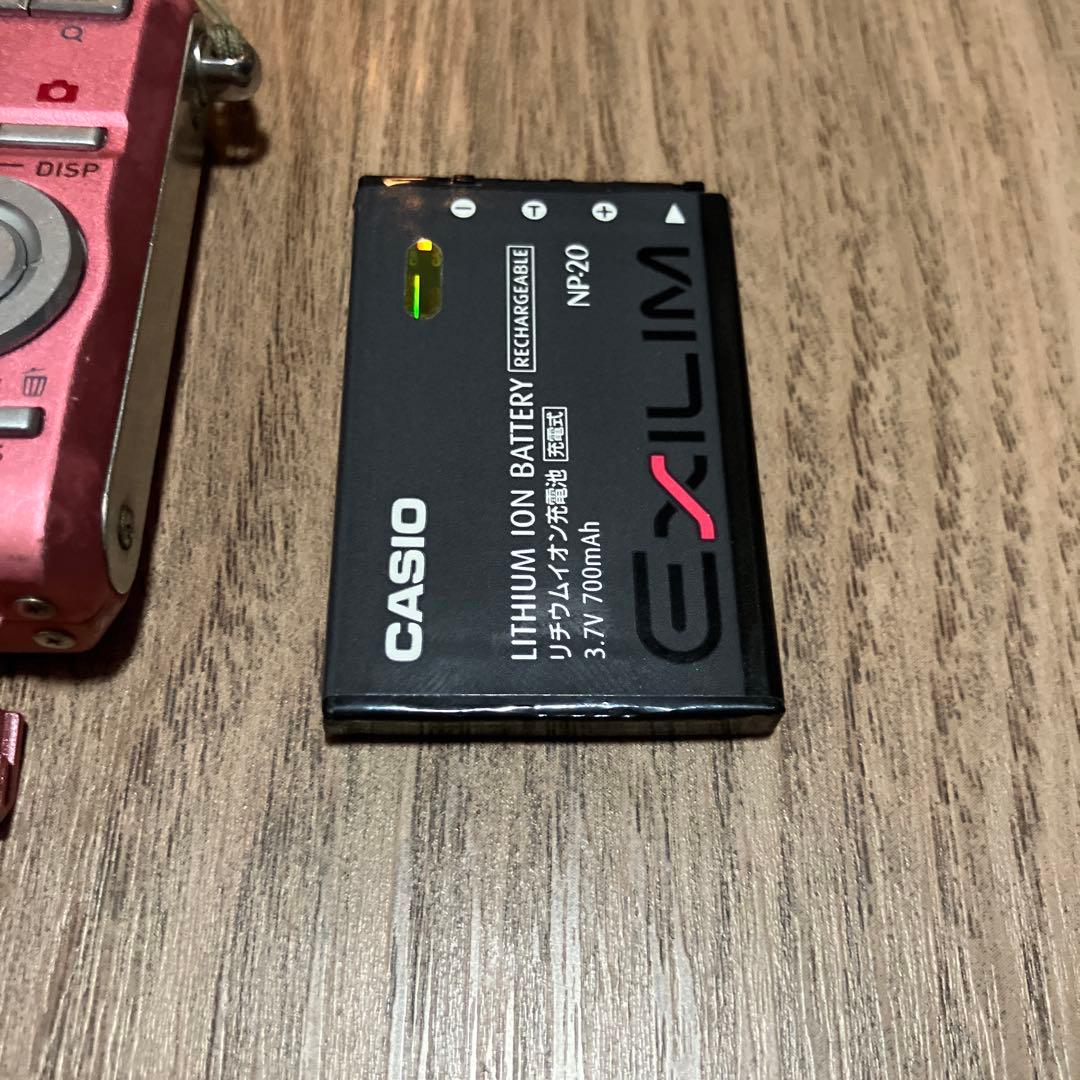 CASIO EXILIM EX-Z75 ピンク デジカメ　コンデジ　ジャンク品