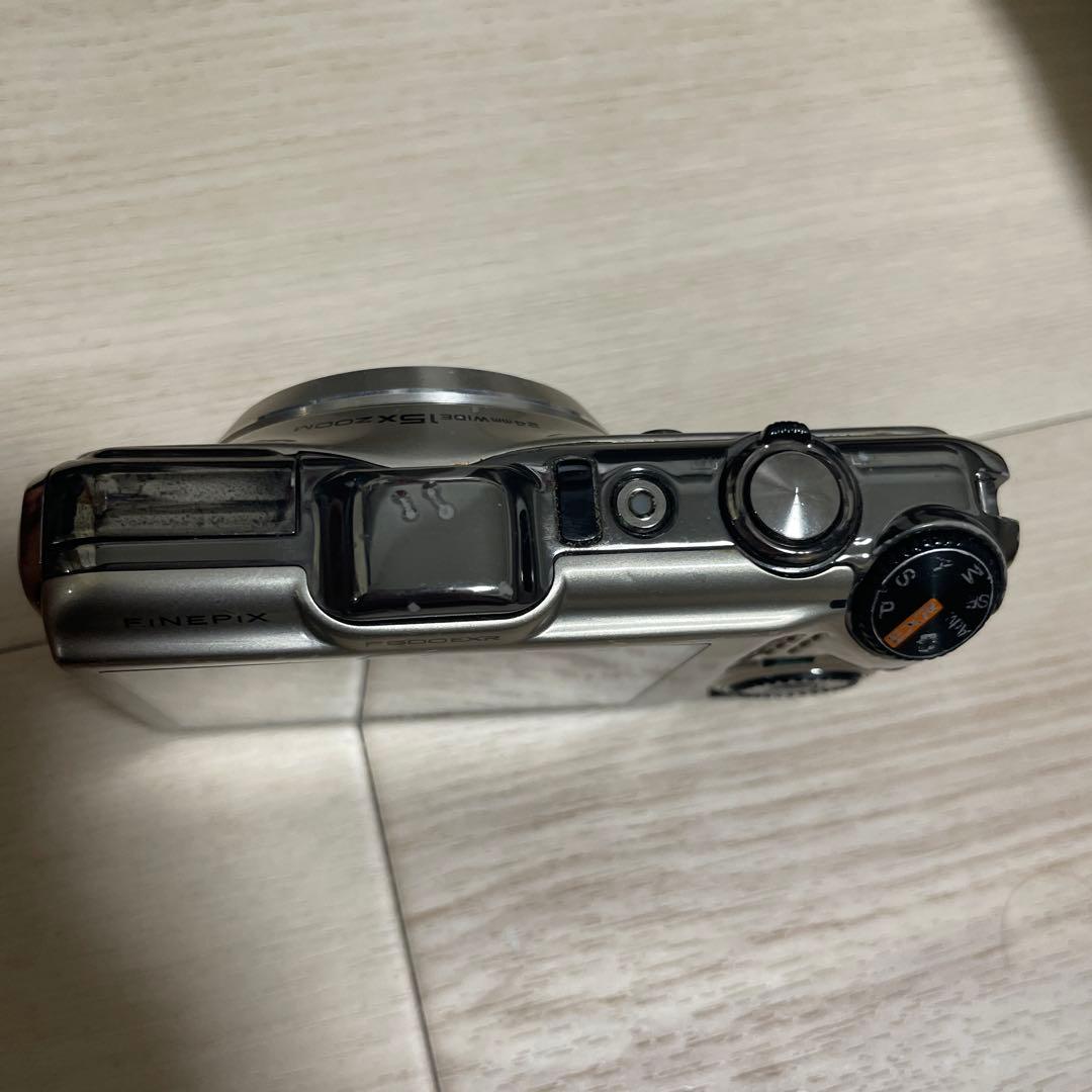 FUJIFILM Finepix F600 EXR シャンパンゴールド