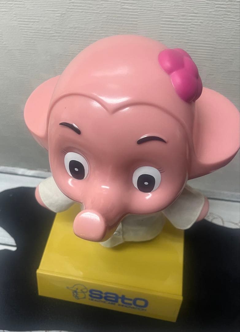 サトちゃん 佐藤製薬 白衣 特大 約35cm フィギュア台座 引出&本革敷物付き