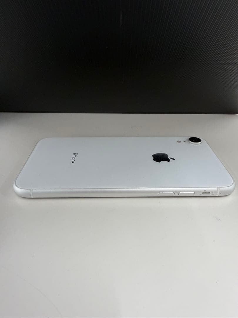 iPhoneXR美品64Gホワイト