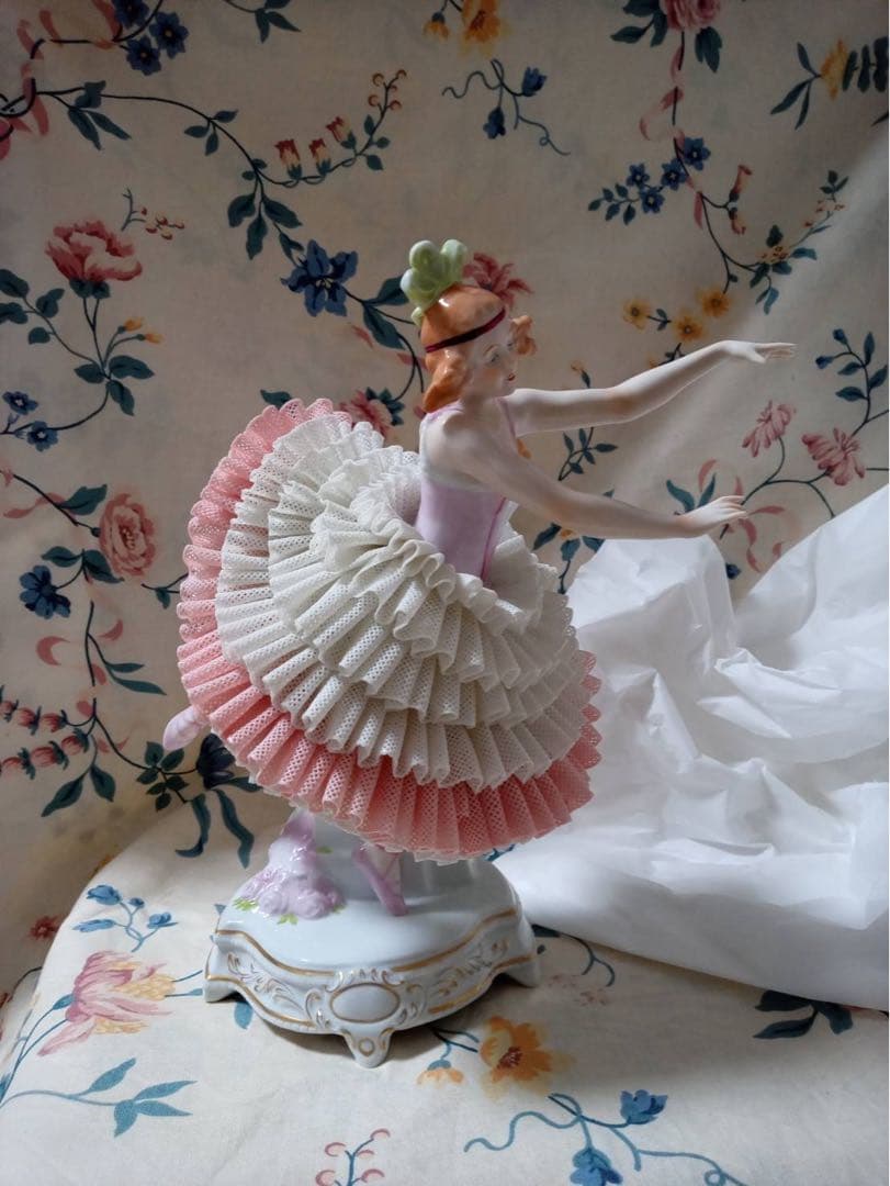 ジッツェンドルフ　フィギュリン　ドレスデン　レース人形　陶器人形　大き目