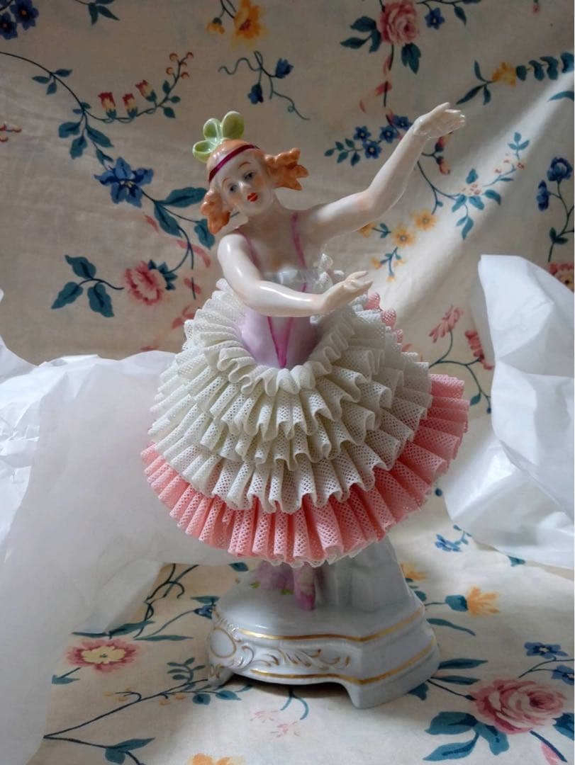 ジッツェンドルフ　フィギュリン　ドレスデン　レース人形　陶器人形　大き目