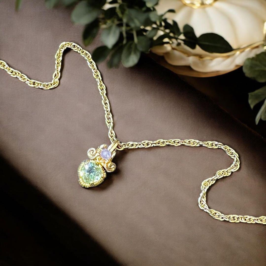 天然石　グリーンサファイア　ワイヤーラッピング　ペンダントトップ 14kgf