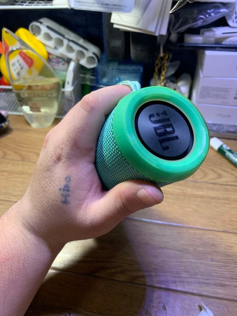 スピーカー・ウーファー JBL FLIP3