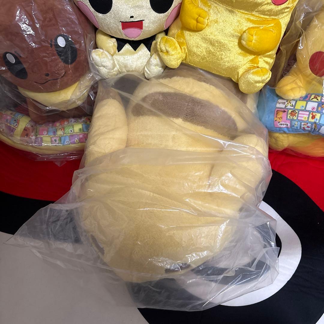 ポケモン　ピカチュウ、イーブイ　大きいぬいぐるみ　いろいろまとめ売り！　8種類