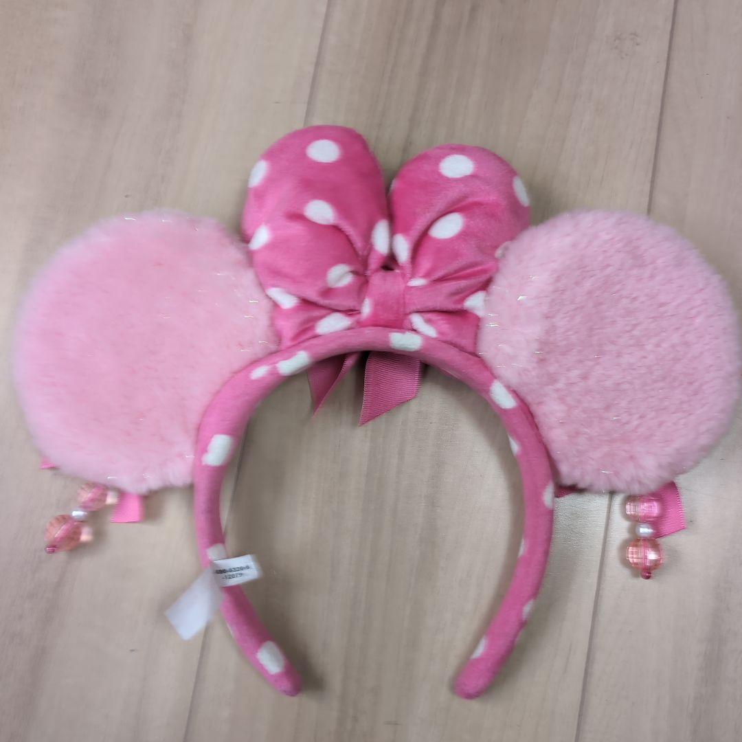 ディズニーピンクの 水玉模様カチューシャ