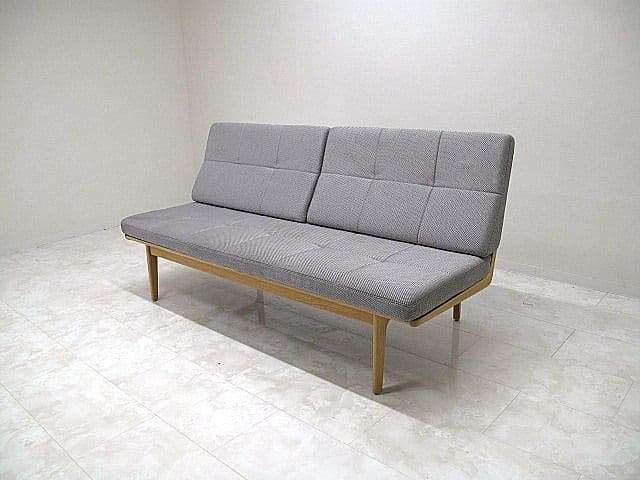 【展示品】カリモク CW6013 オーク材3人掛けソファ ロングベンチ　約28万