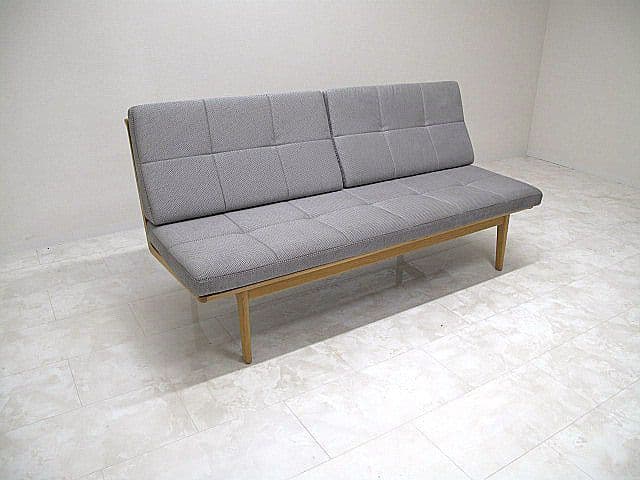 【展示品】カリモク CW6013 オーク材3人掛けソファ ロングベンチ　約28万