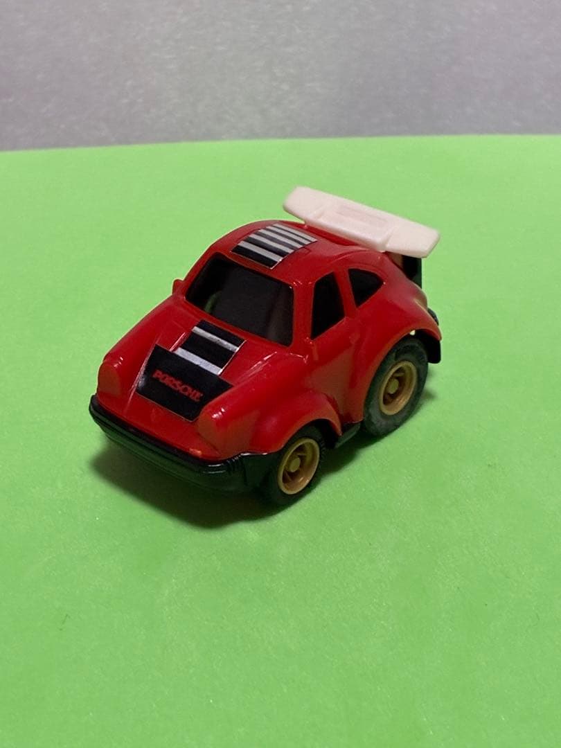 チョロQ、ポルシェ930・赤色