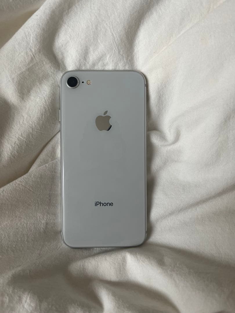 Apple iPhone8 ホワイト 64GB 本体