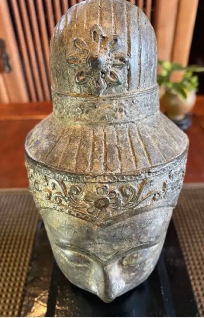 17世紀 ・タイ アユタヤ王朝・青銅製・宝冠仏頭・18.5cm鑑賞台付2点セット