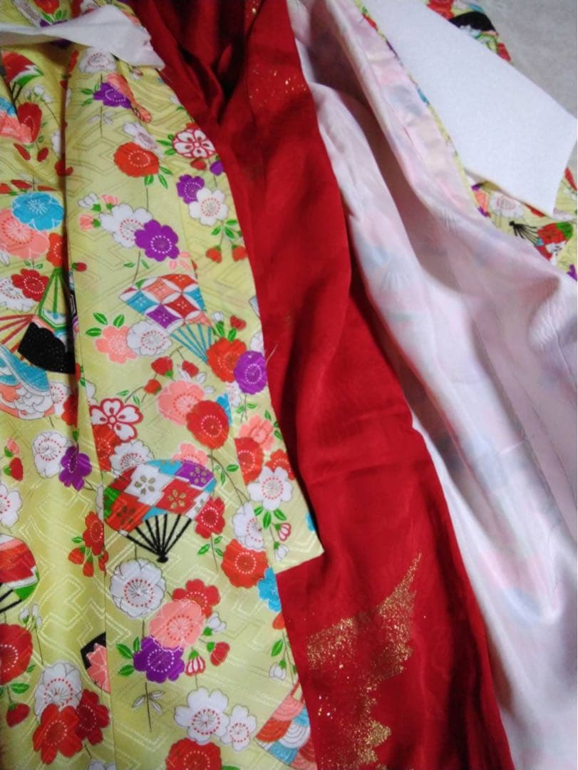 3歳向け・化繊・お着物とお被覆のセットです