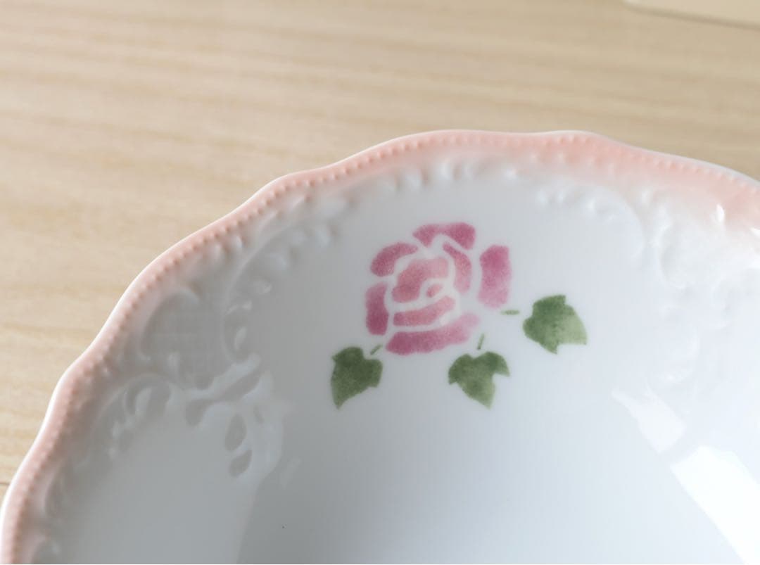 マニーシュクレ・ド・ローズ　フルーツボウル　サラダボウル　オーバル型　陶器 新品