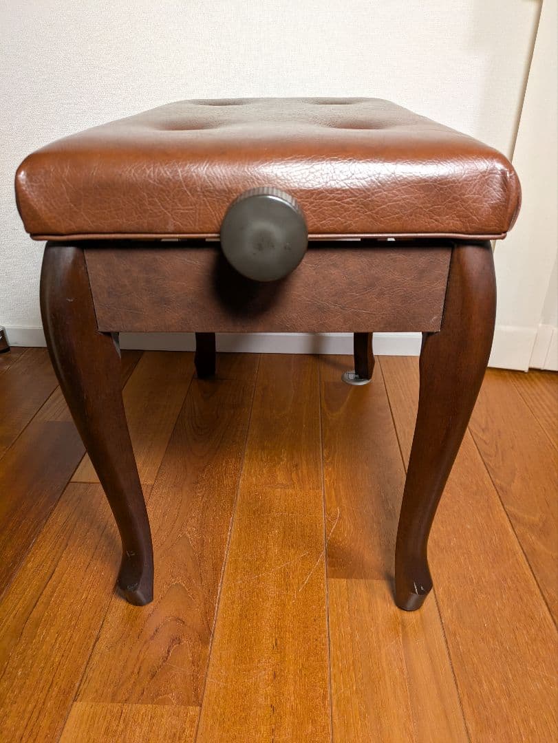 ピアノ椅子　ブラウン　茶色　猫脚　高さ調節