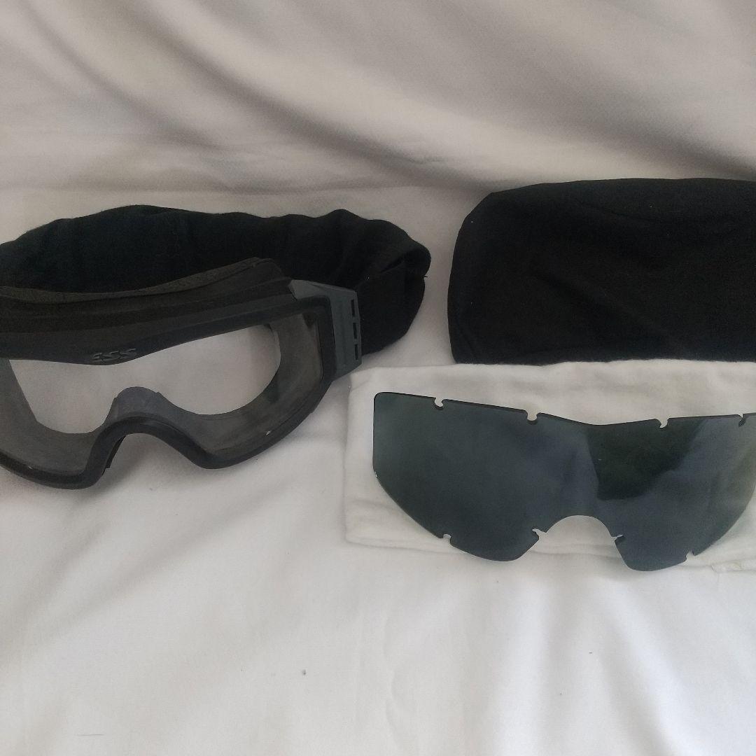 非売 アメリカ製 ESS プロファイルNVG ゴーグル 迷彩ユーティリティポーチ