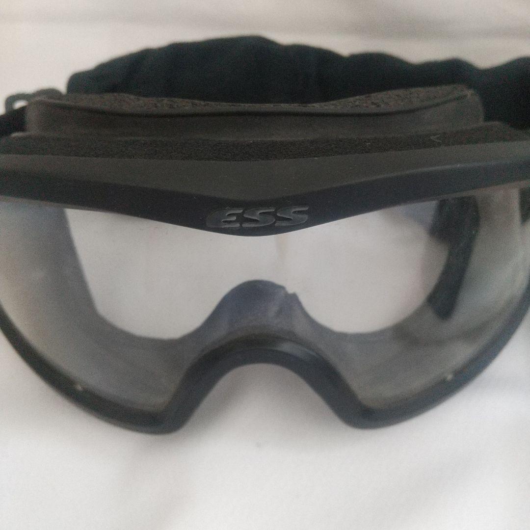 非売 アメリカ製 ESS プロファイルNVG ゴーグル 迷彩ユーティリティポーチ