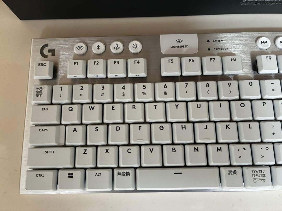 Logitech G913 TKL ホワイト