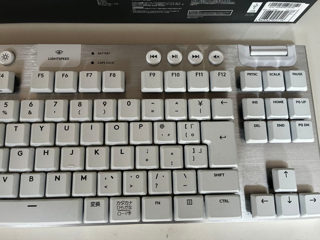 Logitech G913 TKL ホワイト