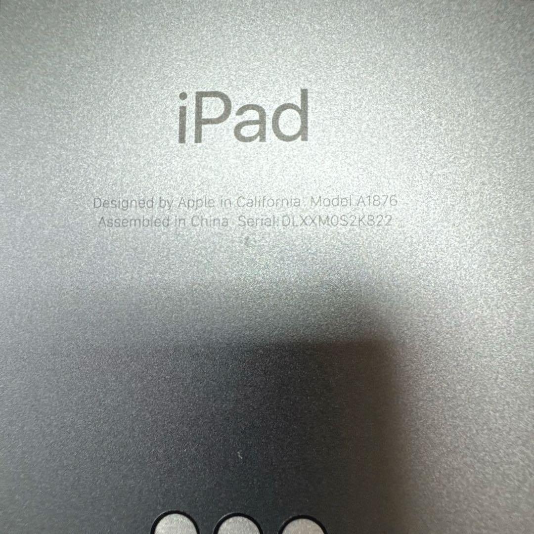 i pad pro 12.9 第3世代512GB専用カバーA1876付き