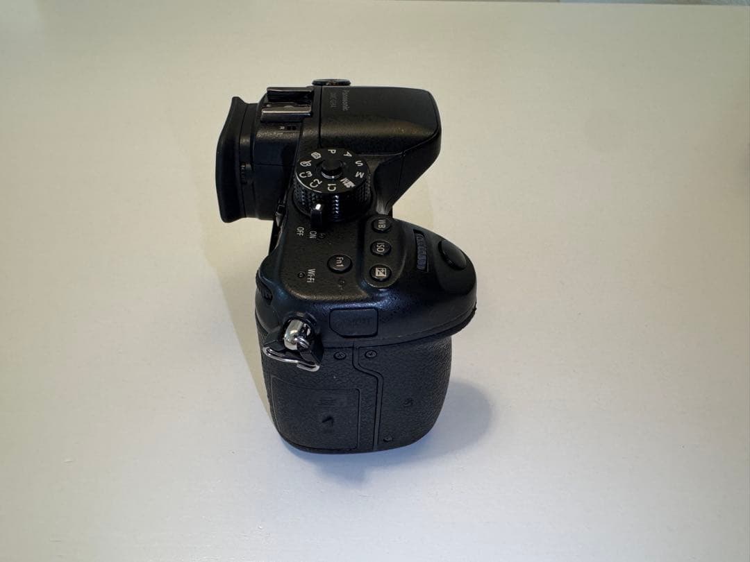 Panasonic LUMIX DMC-GH4 ボディのみ