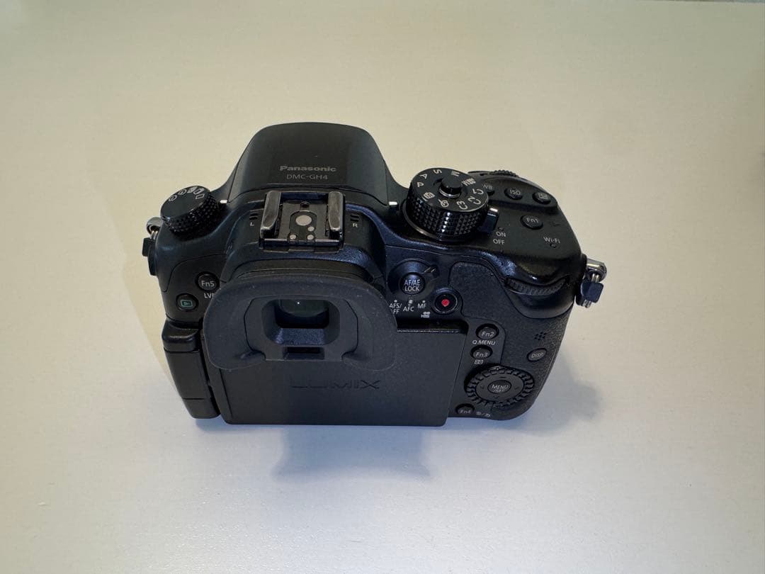 Panasonic LUMIX DMC-GH4 ボディのみ