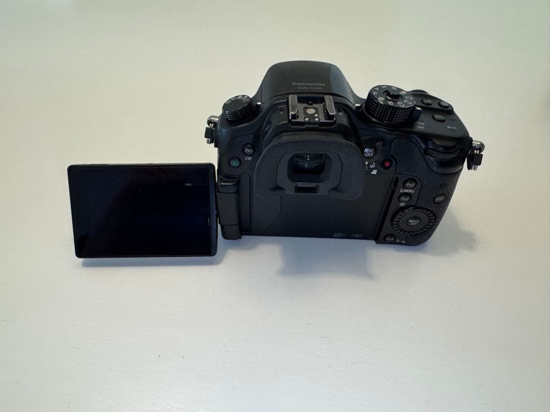 Panasonic LUMIX DMC-GH4 ボディのみ