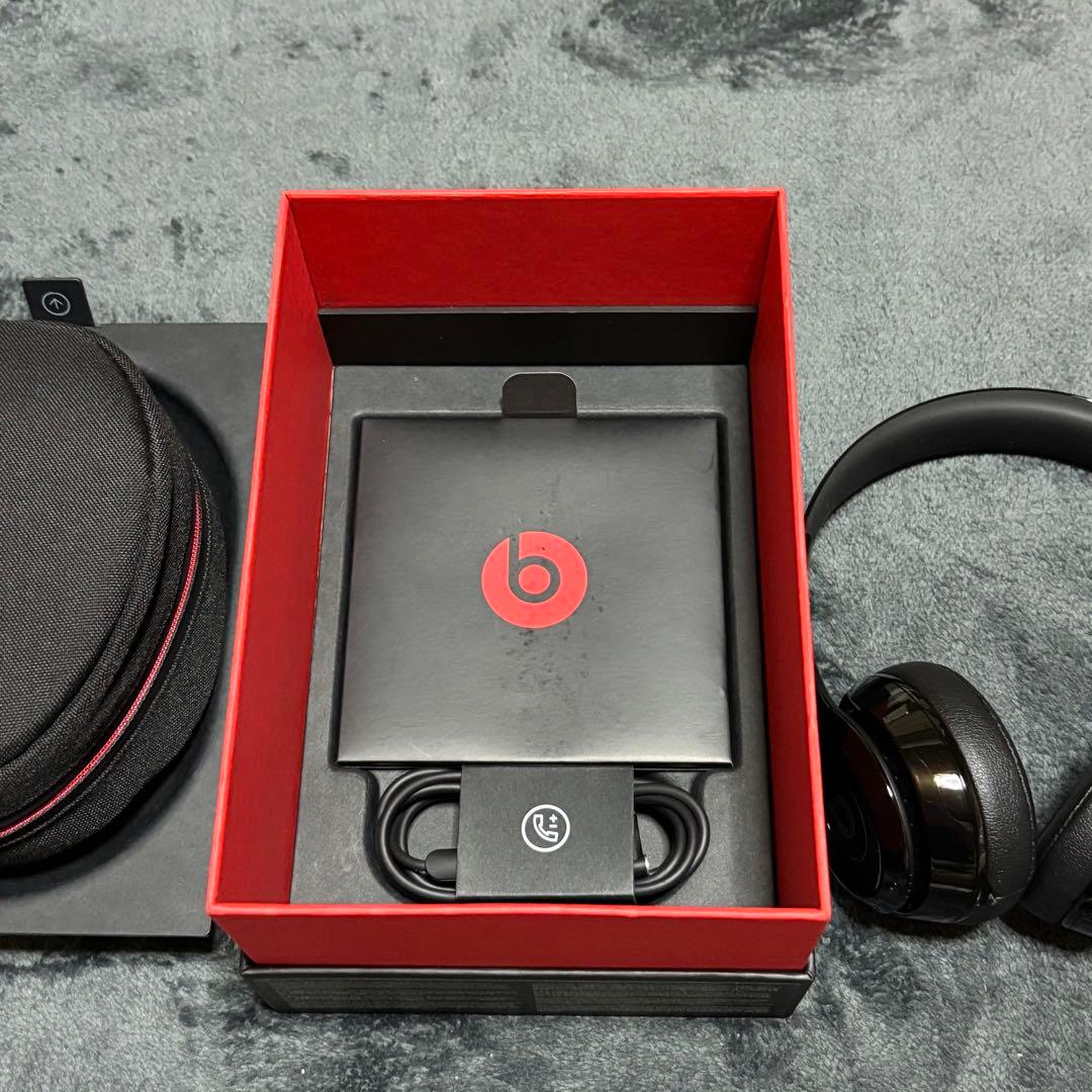 beats solo3 wireless グロスブラック