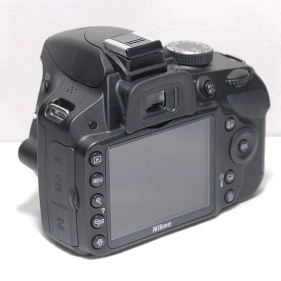 新品級✨Nikon D3200✨シングルレンズ✨初心者向け✨少シャッター