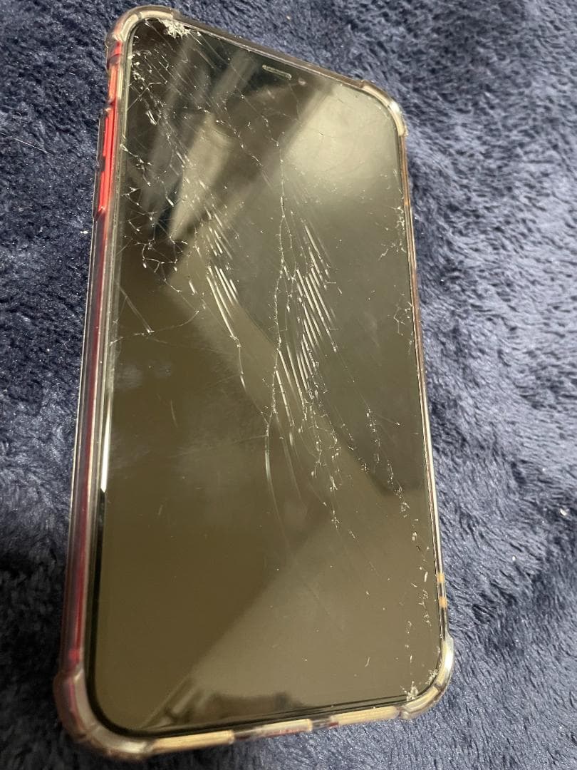 iPhone11/64GB/SIMフリー/画面割れ液漏れ有
