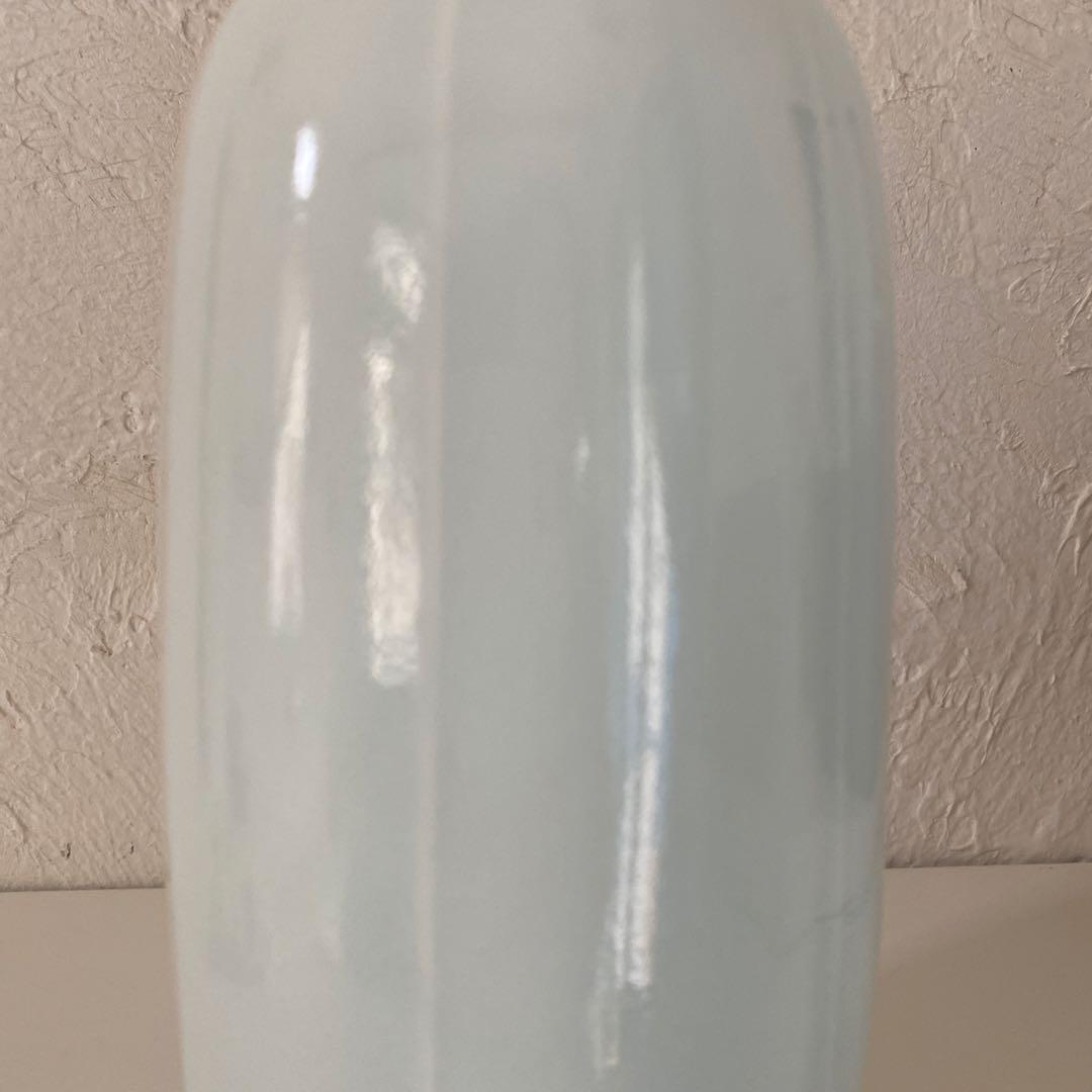 樋渡陶六 青白磁瓜形一輪花生