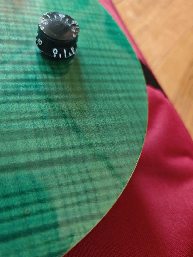 PRS SE Custom 24 グリーン系 フレイムトップ　調整済 ケース付