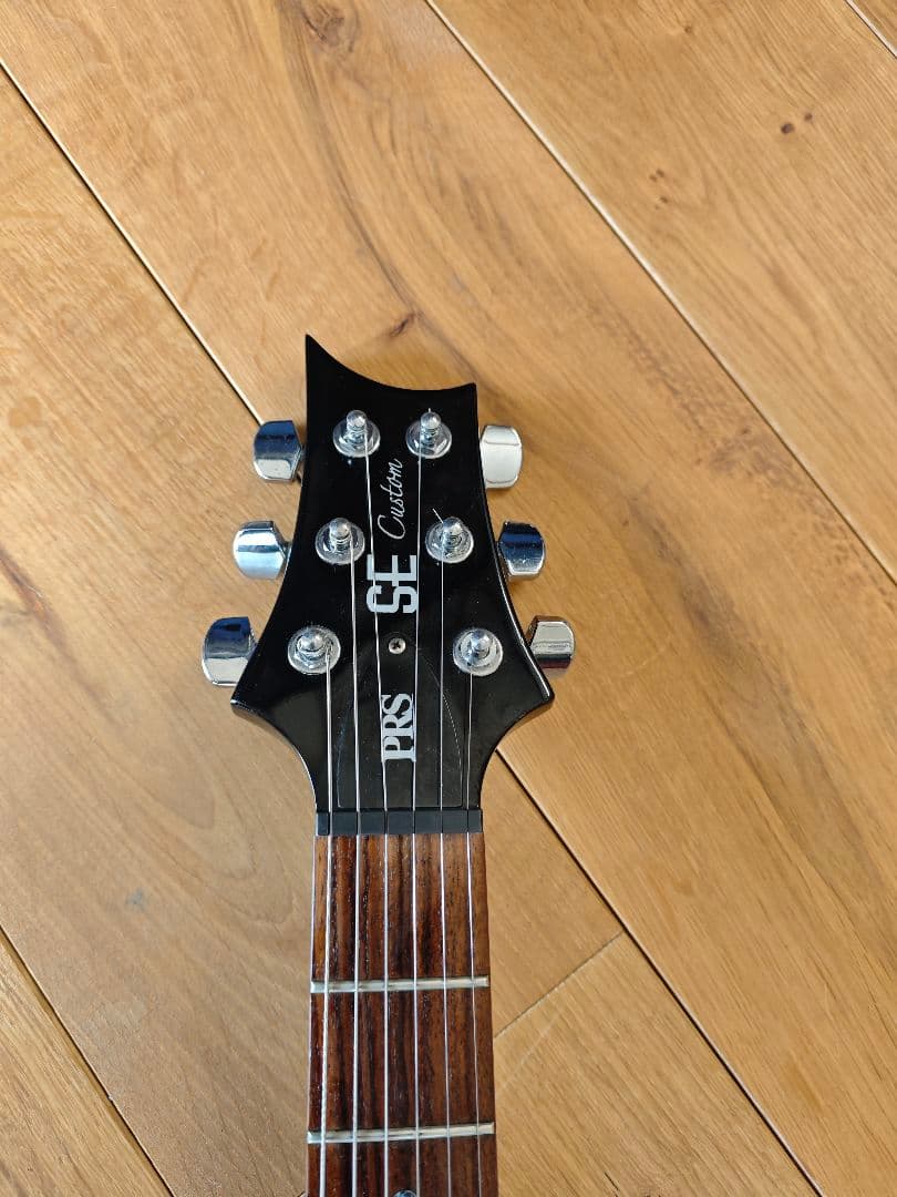 PRS SE Custom 24 グリーン系 フレイムトップ　調整済 ケース付