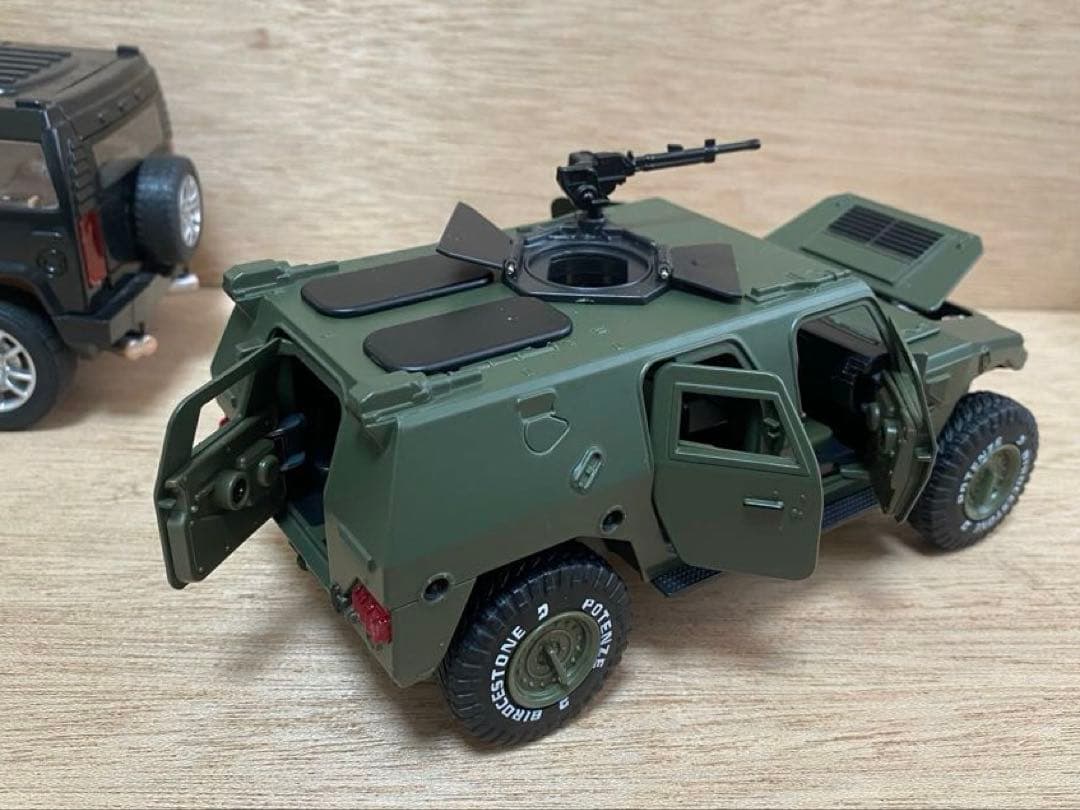 レア！1/24 装甲車　ミニカー　東風汽車集団　東風　EQ2050 猛士