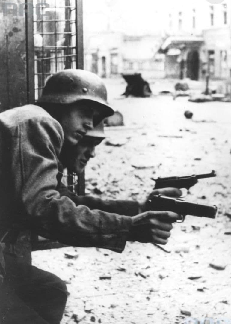 1939~45’s★ ドイツ帝国陸軍 ★ Walther P-38 ★ペンダント