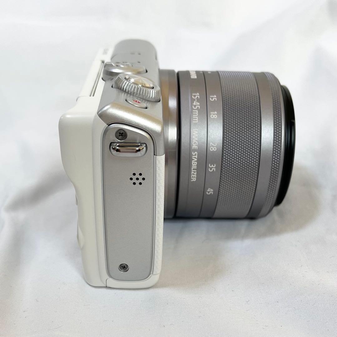 【美品】Canon EOS M100 カメラ ミラーレス ホワイト 一眼レフ