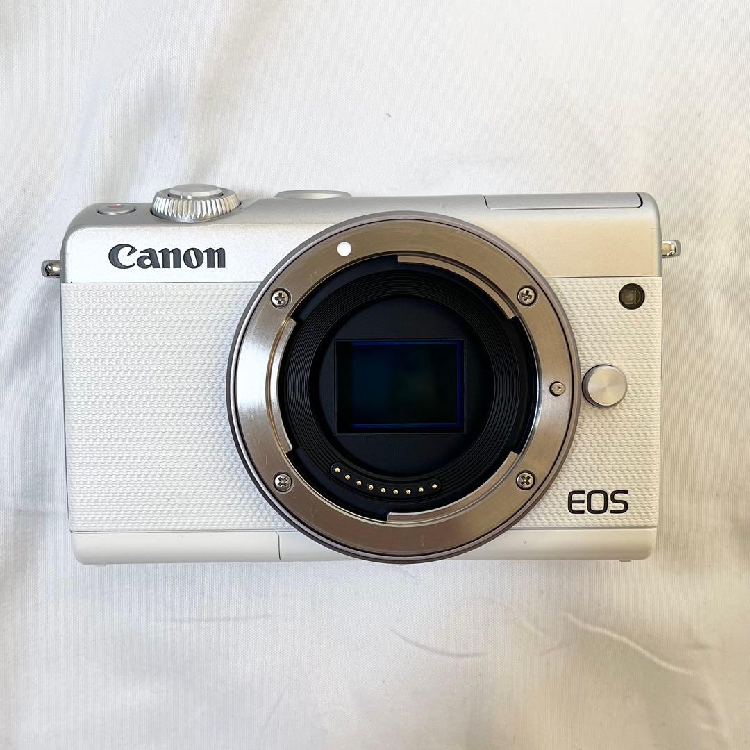 【美品】Canon EOS M100 カメラ ミラーレス ホワイト 一眼レフ