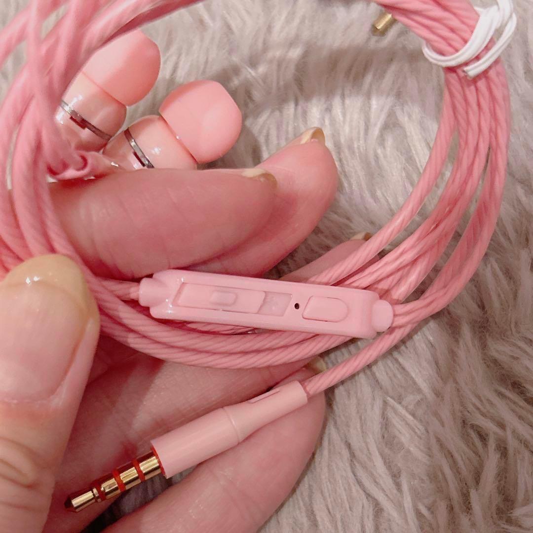 人気❣️イヤホン 有線イヤフォン 4色セット 軽量 通勤 通学 マイク付き