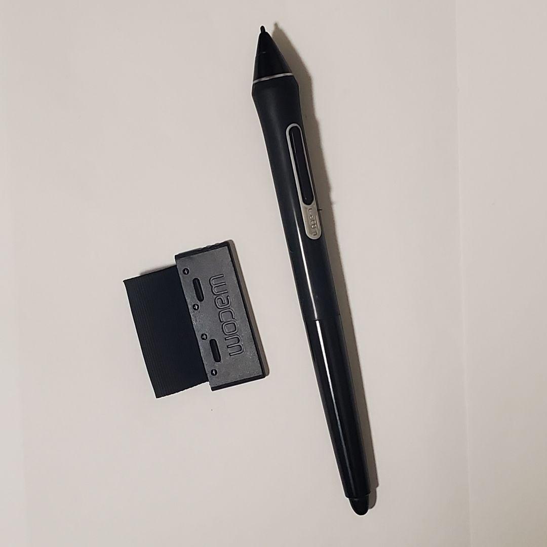 ワコム液タブ【21.5インチ】※外箱付き（内箱、ガイド付属無し）