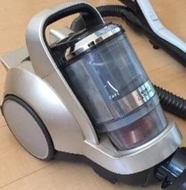 日立 2012年 高級 サイクロン式掃除機 CV-SW200 ベージュ黒白色