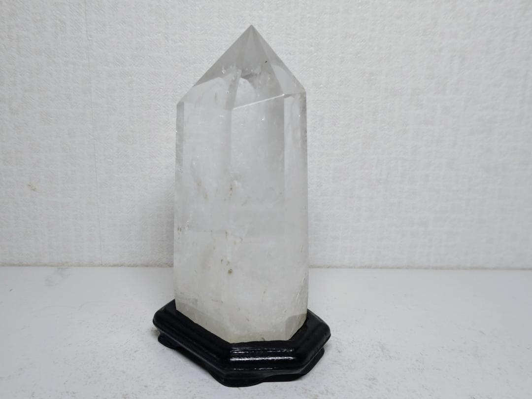 水晶 492g クォーツ 原石 鑑賞石 自然石 誕生石 宝石 鉱物 鉱石 水石