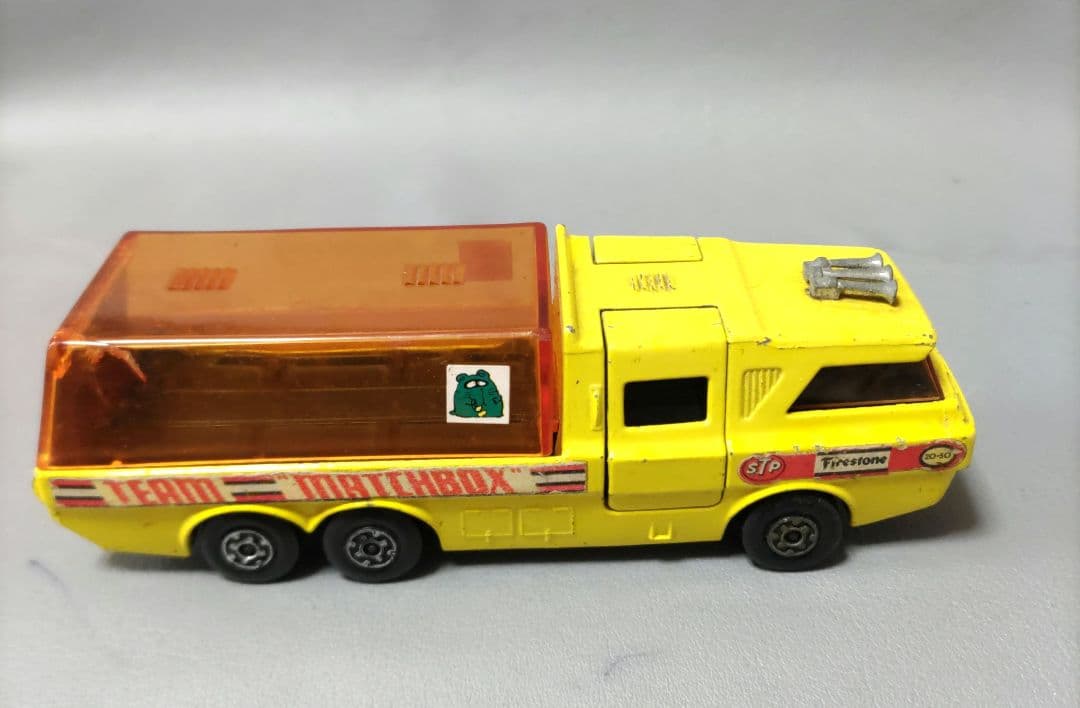 イギリス製　マッチボックス 　ミニカー