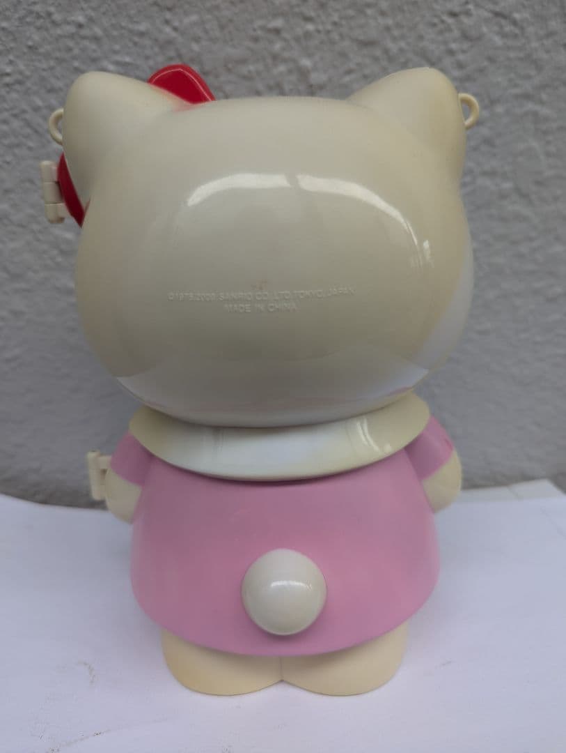 超レア【キティちゃん３Ｄフィギュア型ペットボトルホルダー2000中古品 】