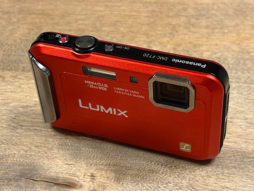 LUMIX DMC-FT20 レッド コンパクトデジタルカメラ