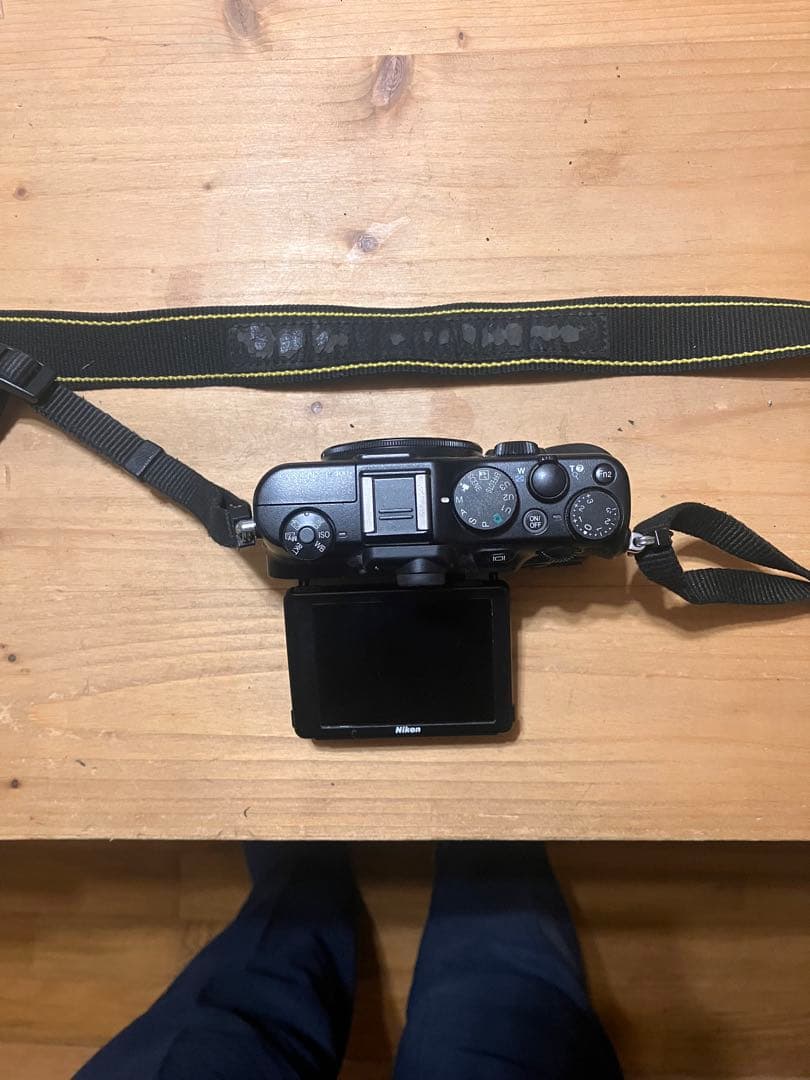 Nikon コンパクトデジタルカメラ 背面液晶・操作ダイヤル付き