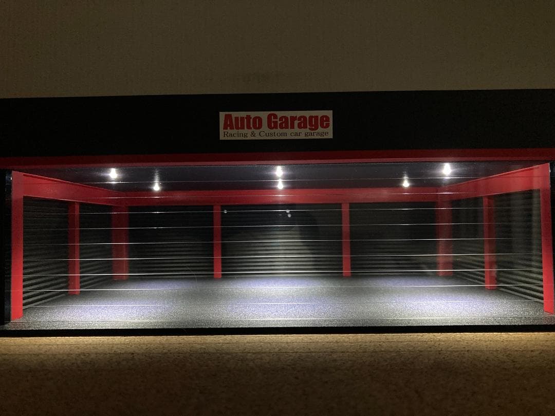 ミニカー専用ジオラマ：1/43 鉄骨造タイプガレージ／アクセサリー6点付属！